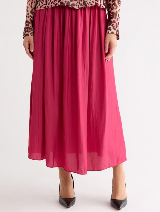 T Tahari Dresses & Skirts - NWT - T Tahari Dark Pink High-Waisted Pull-On Everyday Maxi Skirt - Size L